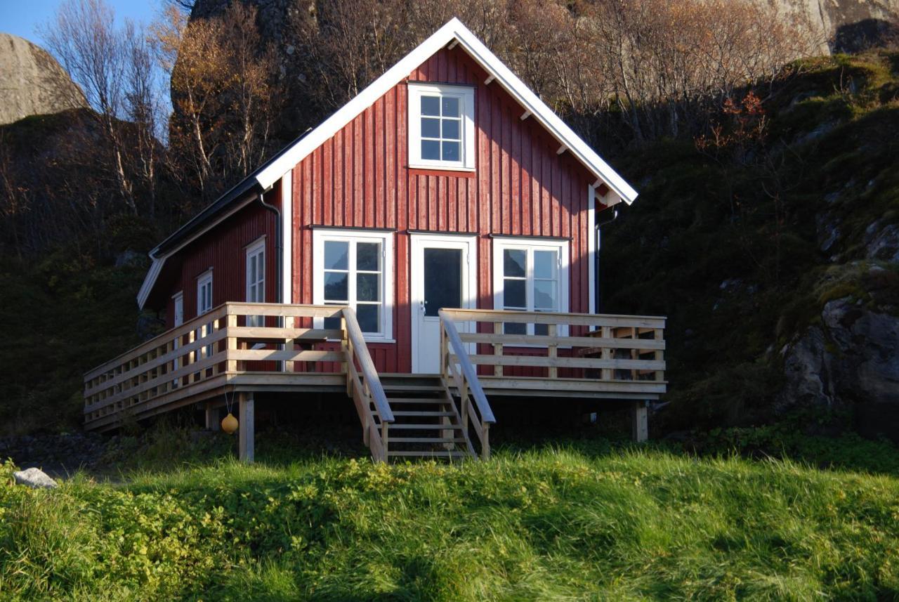 Sandvika Camping Hotel Kabelvag Exterior photo
