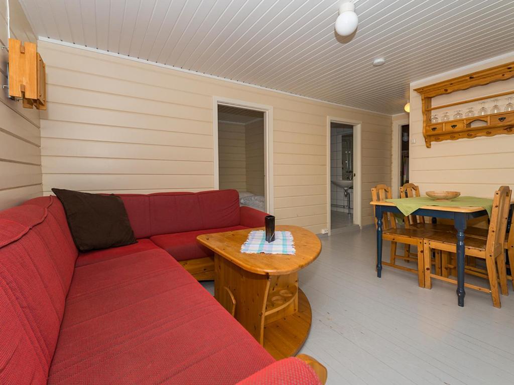 Sandvika Camping Hotel Kabelvag Exterior photo