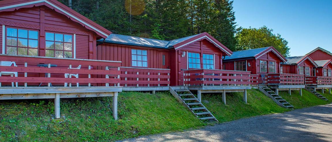 Sandvika Camping Hotel Kabelvag Exterior photo