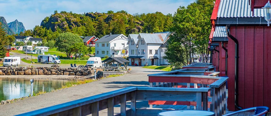 Sandvika Camping Hotel Kabelvag Exterior photo
